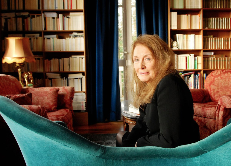2022 Nobel Edebiyat Ödülü kazanan Annie Ernaux kimdir? Ödülleri ve kitaplarının isimleri