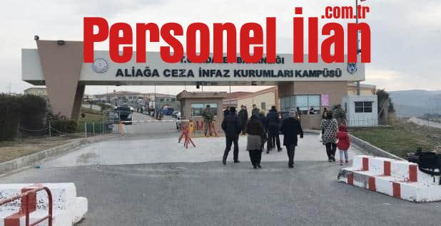 İzmir’de Tırla İle Minibüs Çarpıştı, 6 Cezaevi Personeli Yaralandı