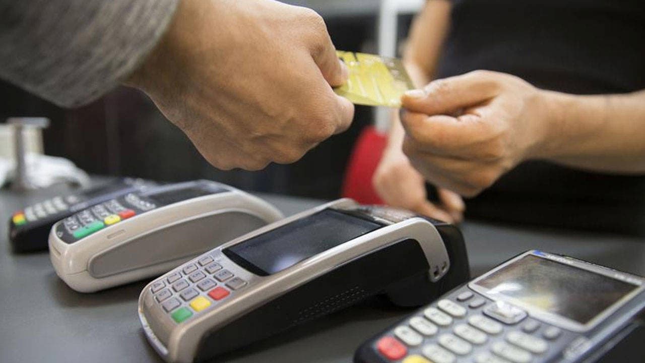 2024'te Kredi Kartı Faizleri Uçuşa Geçiyor: Merkez Bankası'ndan Beklenmedik Hamle!
