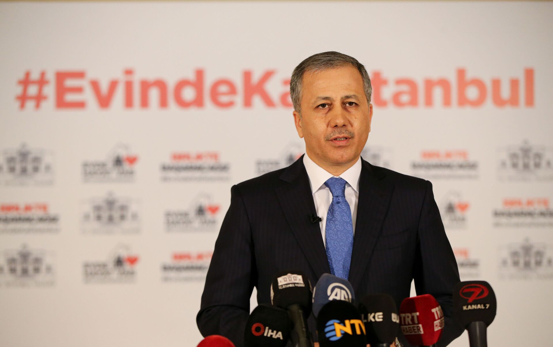 46 şehirde operasyon düzenlendi! 364 kişi gözaltına alındı: Bakan Yerlikaya duyurdu