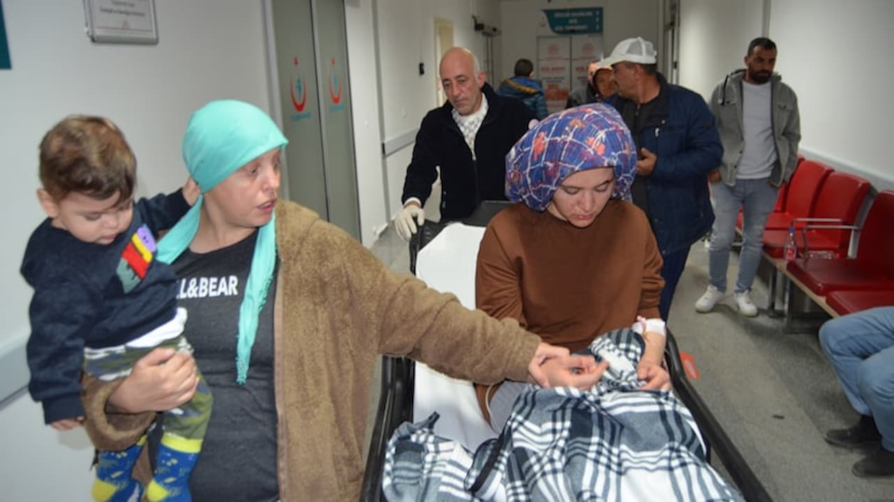 Aksaray'da Balkonda Dehşet: Genç Anne ve Bebeği Saldırıya Uğradı