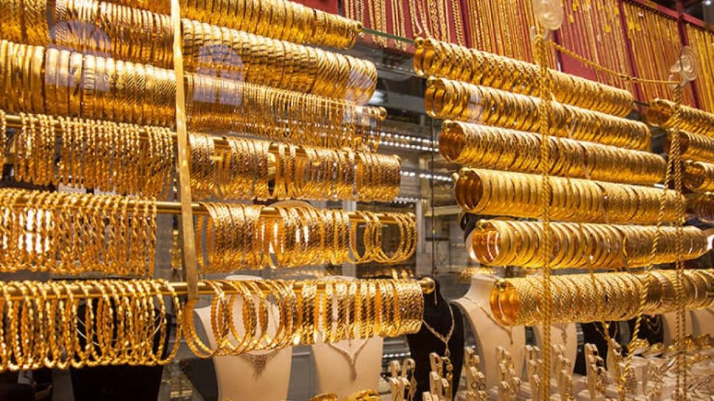 Altın Piyasasında Büyük Değişim: Kuyumcular Artık Vatandaştan Altın Almayacak!