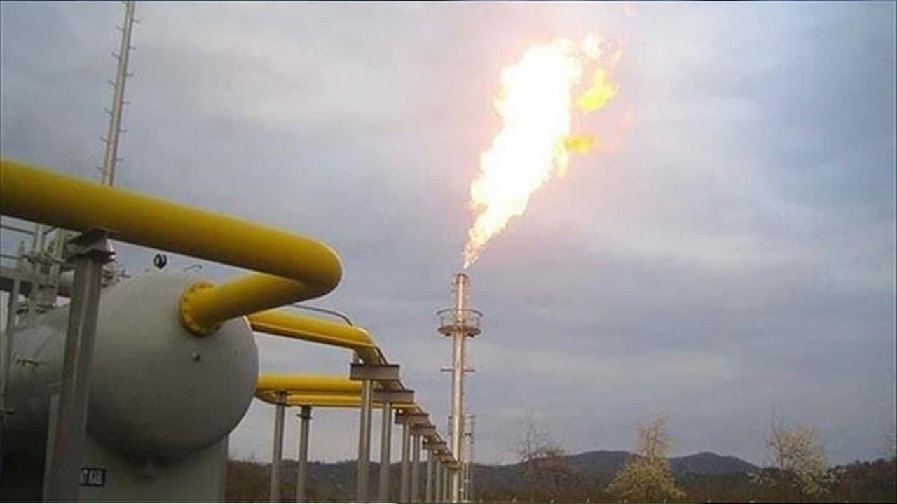 Avrupa'da Doğal Gaz Fiyatları Dip Yaptı: Ekonomik ve İklimsel Faktörlerin Rolü