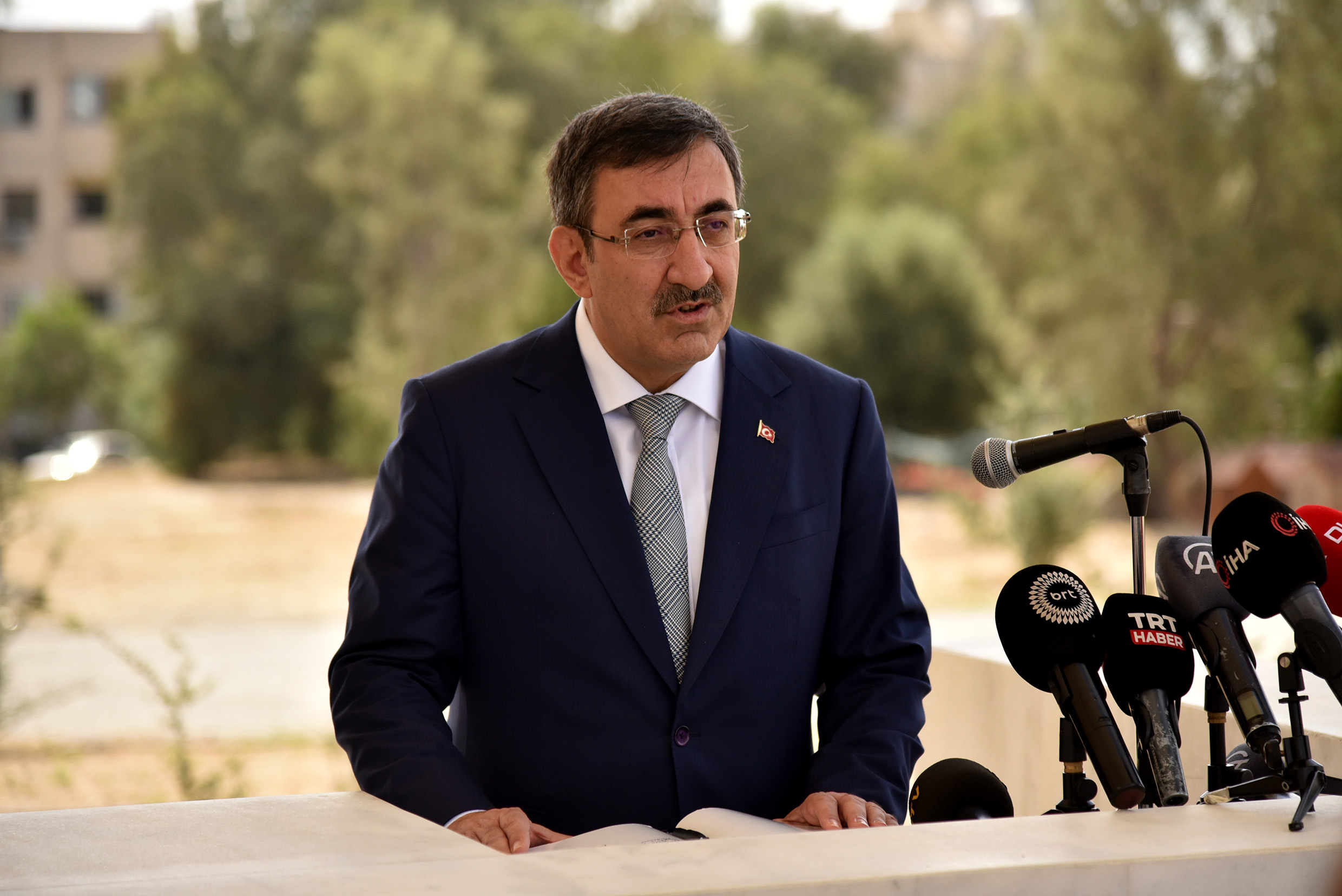 Cumhurbaşkanı Yardımcısı Cevdet Yılmaz'dan son dakika açıklaması: Enflasyon mesajı verdi