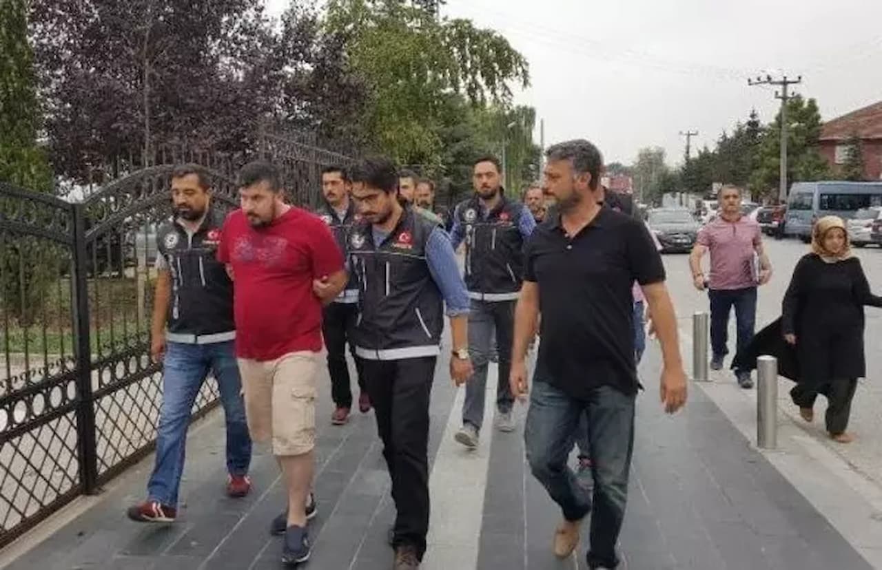 Düzce'de Narkotik Operasyonu: Sokakları Uyuşturucudan Arındıran Büyük Darbe