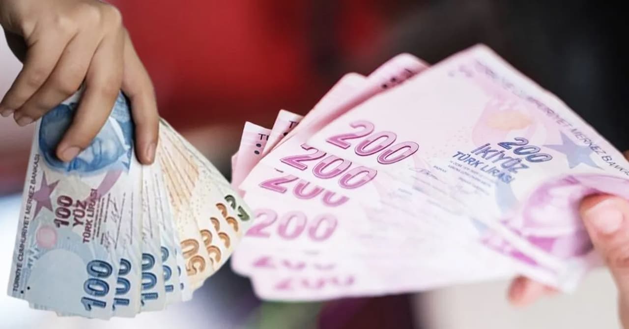 Emekli Maaşlarına Büyük Sürpriz: 10.000 Lira Taban Maaş Tartışması Alevlendi!