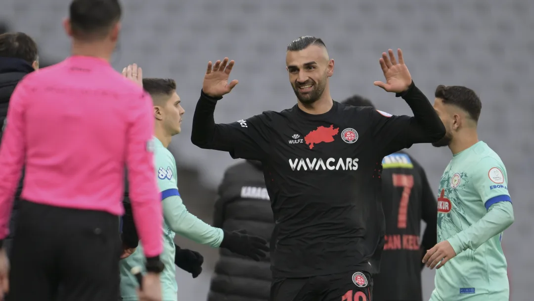 Fenerbahçe'nin Yıldızı Serdar Dursun İçin Geri Dönüş Zamanı
