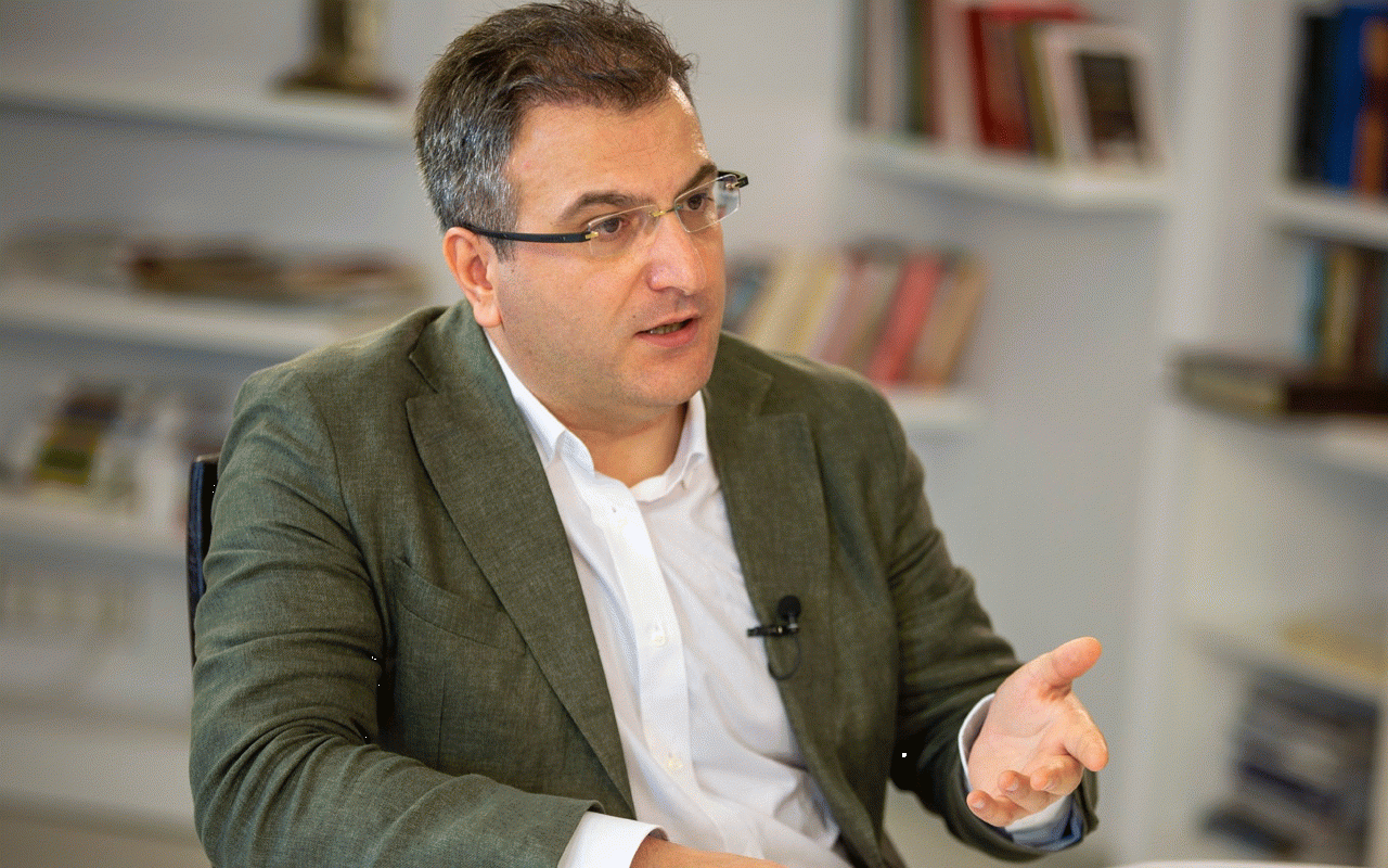 İmamoğlu ile Kurum'un oy oranları belli oldu: Cem Küçük açıkladı! İşte anket sonuçları