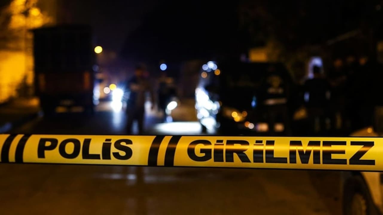 İstanbul'da Şok Eden Olay: Kapıyı Açar Açmaz Silahla Vuruldu!