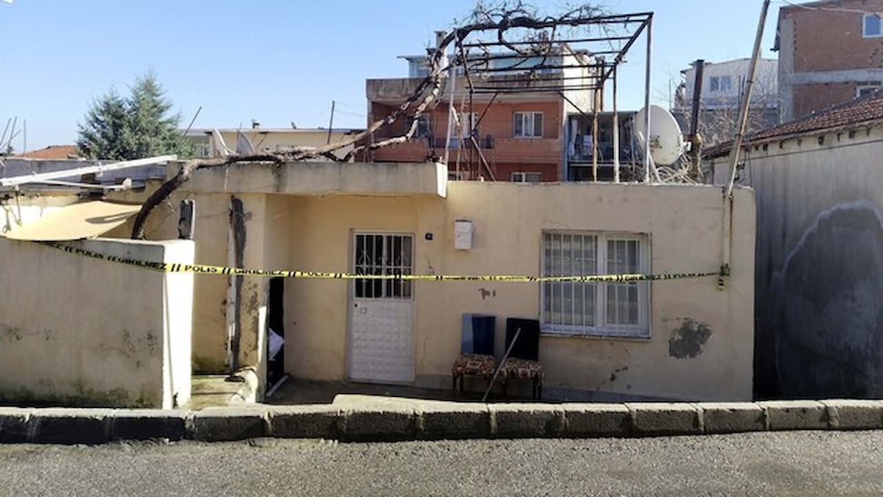 İzmir'de Trajedi: Küçük Behiye'nin Katili Cezaevinde Hayatına Son Verdi