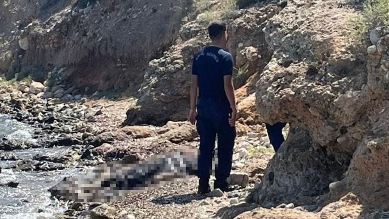 Muğla Köyceğiz'de Sahilde Bulunan Gizemli Kadın Cesedi: Kayıp Parçalar ve Göçmen Şüphesi