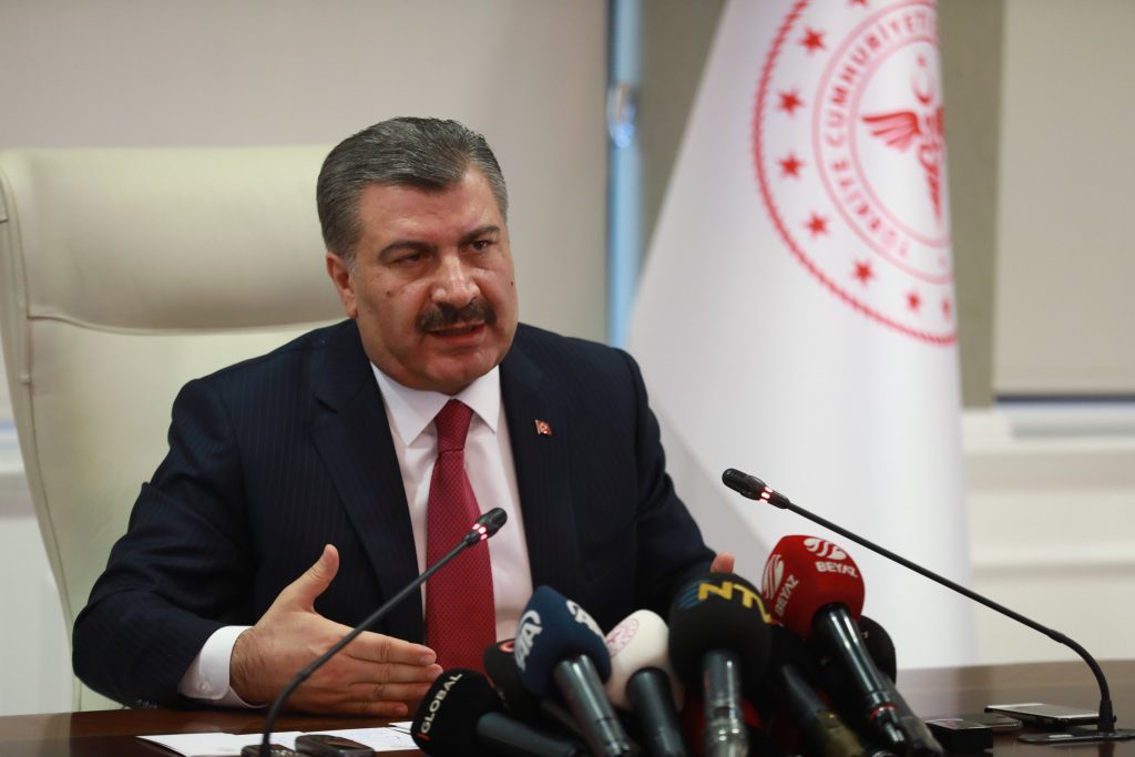 Sağlık Bakanı Fahrettin Koca duyurdu: Türkiye'de ilk kez yapıldı