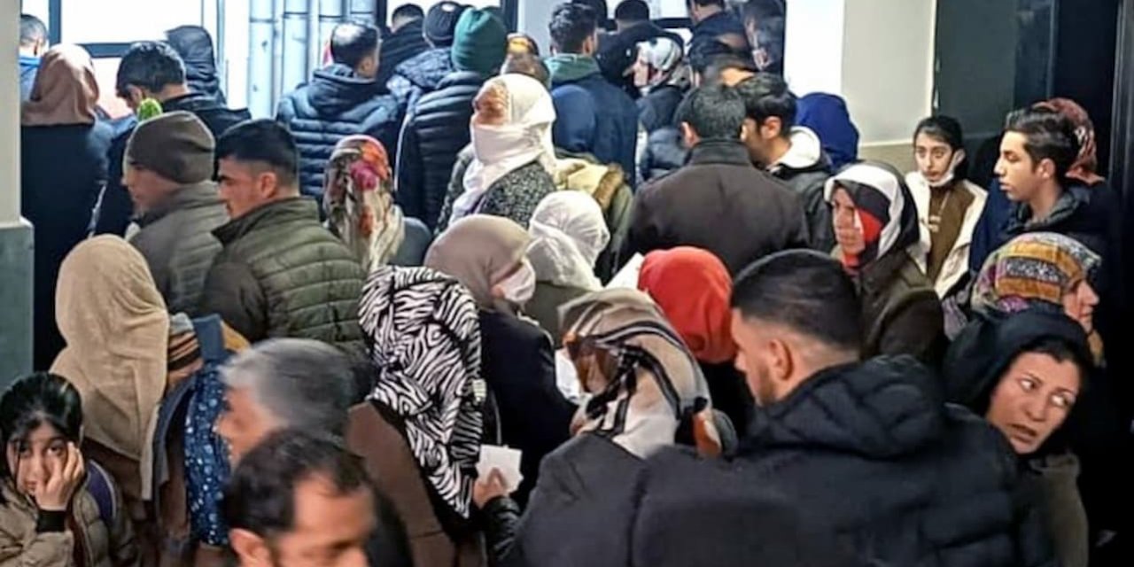 Sağlık Sisteminde Kritik Durum: Hastane Kuyrukları Uzuyor!