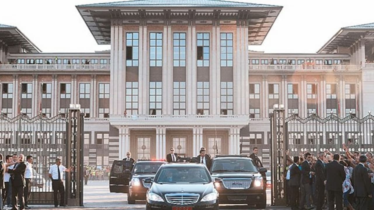 Sarayın Lüks Harcamaları ve Emekli Maaşları Arasındaki Şaşırtıcı Uçurum!