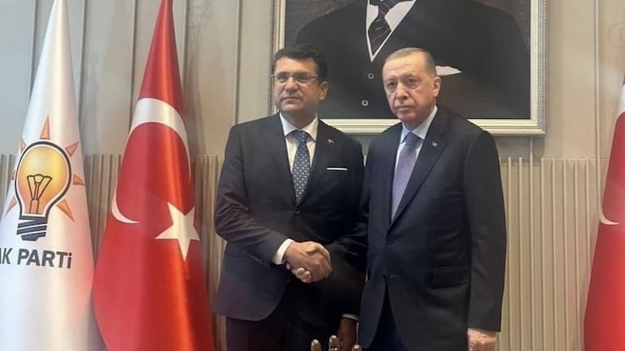 Siyasetin Nabzını Değiştiren Hamle: Mehmet Tosun, AKP'den Bodrum Belediye Başkanlığına Aday!