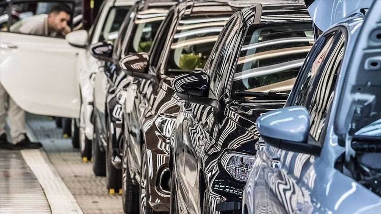 Türkiye Otomobil Piyasasında Büyük Dönüşüm: Fiyatlar Düşüşte!