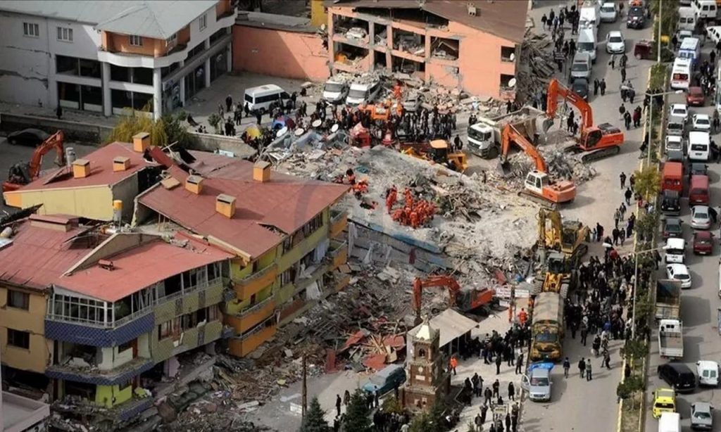 Van'da Meydana Gelen 4.0 Büyüklüğündeki Deprem: Bilinmeyenler ve Geçmişin Yankıları