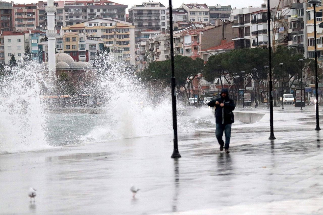 Yarın sabah 09:00 itibari ile başlayacak! Çarşamba akşama kadar çok kuvvetli olacak: İşi olmayan dışarı çıkmasın