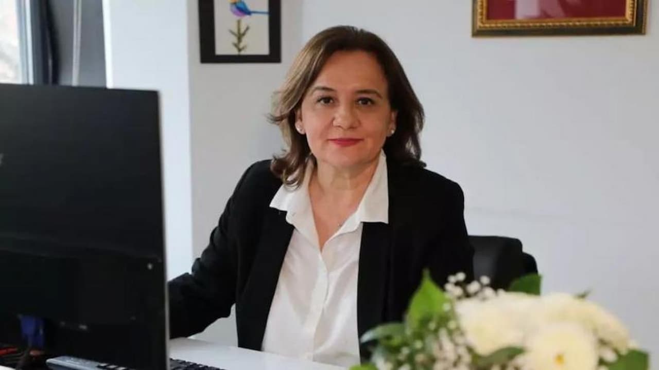 Gazeteci Çiğdem Toker'e Dava Şoku: Seçim Yorumu Büyük Tartışma Yarattı!
