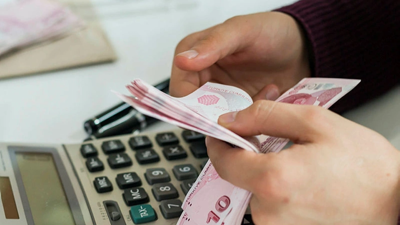 Emeklilere Özel Promosyonlar Yükseliyor! Bankaların Rekabeti Zirveye Ulaştı