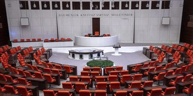 meclis yoğun döneme başlayacak: emeklilik, çalışma saatleri ve memur i̇çin yeni düzenlemeler geliyor