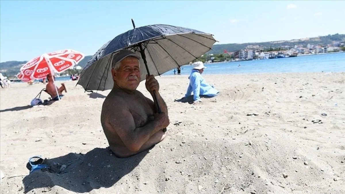 Çanakkale’nin Gizli Şifa Noktası: Lapseki'deki Kum Adası'na Yoğun İlgi