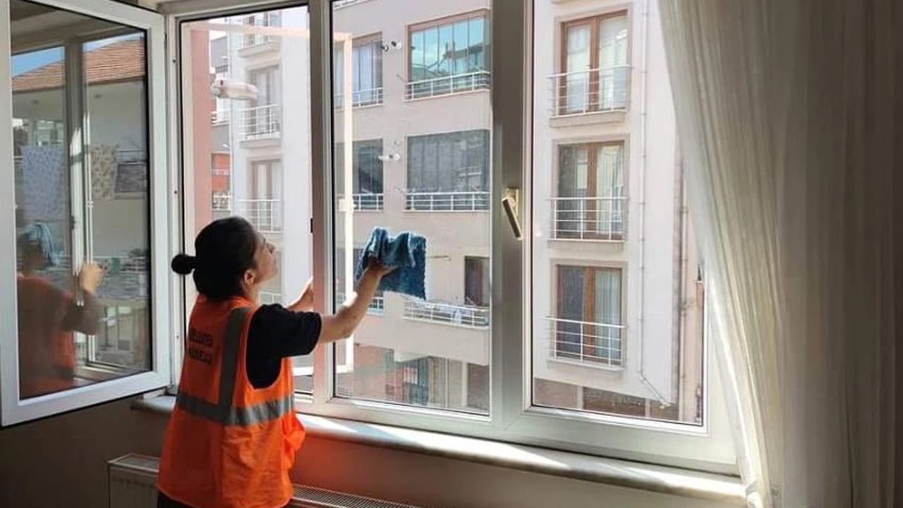 Devrek'te 65 Yaş Üstü ve Engelli Vatandaşlara Evde Temizlik Hizmeti