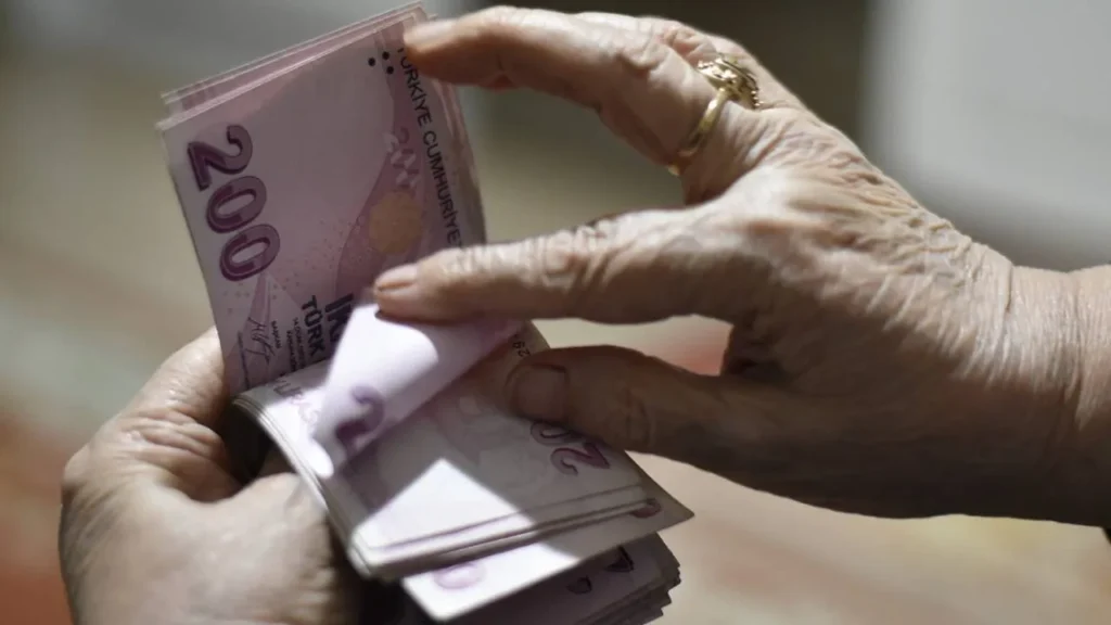 Emekli Maaşım Yatmadı, Nereyi Arayabilirim? TÜM DETAYLAR