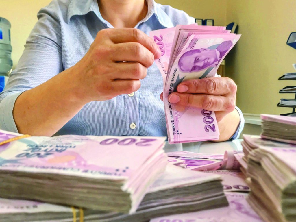 Emeklilere 30 bin lira veriliyor! 1 ay içinde başvurun: Yeni kampanya başladı