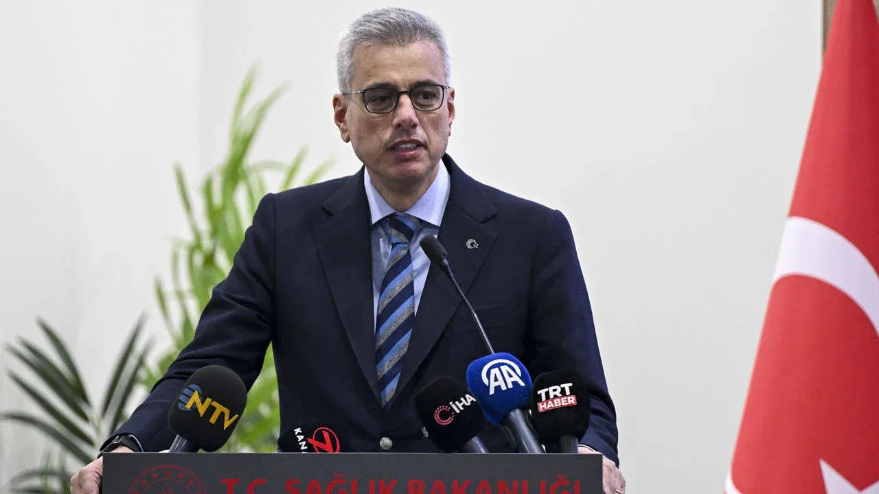 Sağlık Bakanı Kemal Memişoğlu, TürkMedya Ankara Temsilcisi Melik Yiğitel’in sorularını