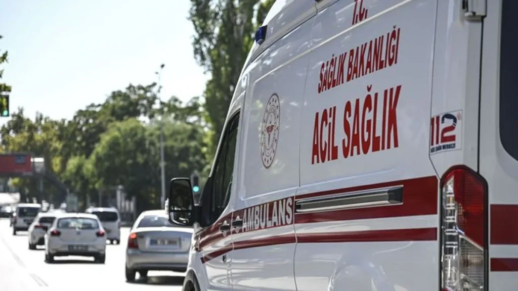 İstanbul Esenyurt’ta meydana gelen trafik kazasında ağır yaralanan doktor, tedavi