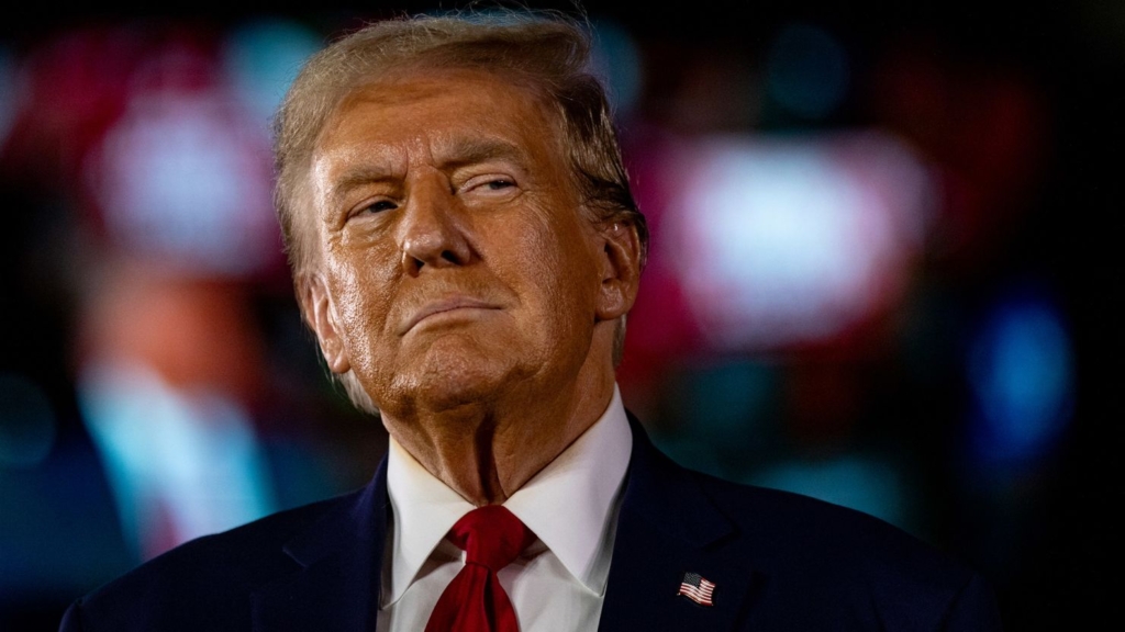 ABD Başkanı Donald Trump, ülkeye yatırımcı çekmek için dikkat çekici