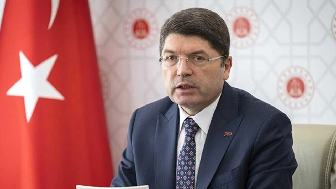 Adalet Bakanı Tunç’tan Büyük Rest: Af Hayalleri Çöpe Gitti!