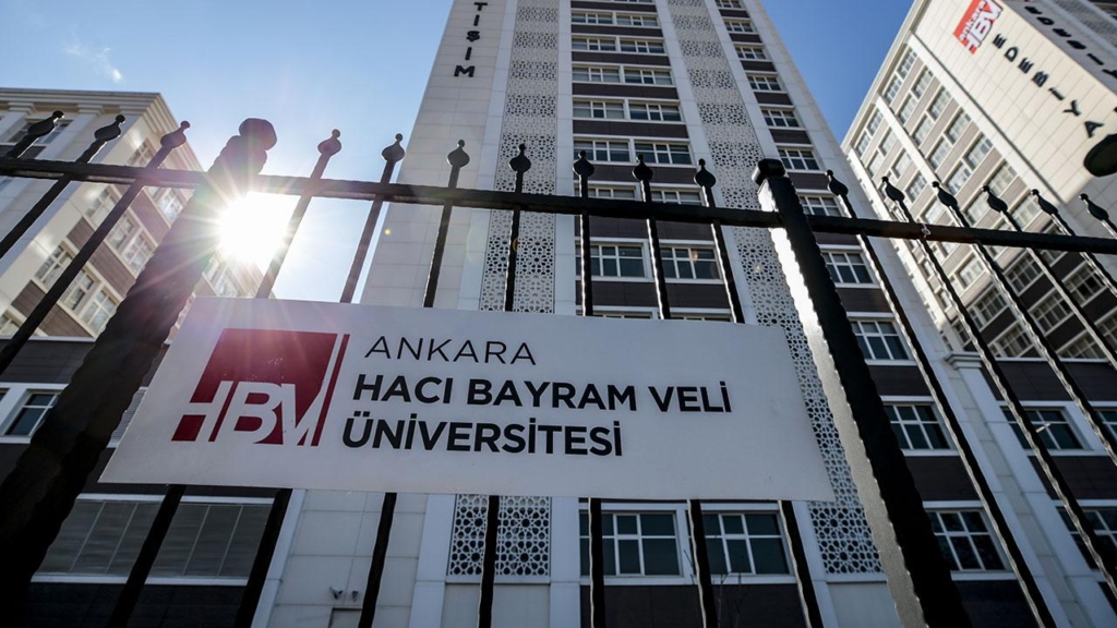 Ankara Hacı Bayram Veli Üniversitesi’nden Teknoloji Devrimi: Bilişim Uzmanları Alınacak