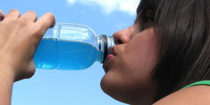 Bilinçsiz enerji içeceği tüketimi kalbi tehdit ediyor