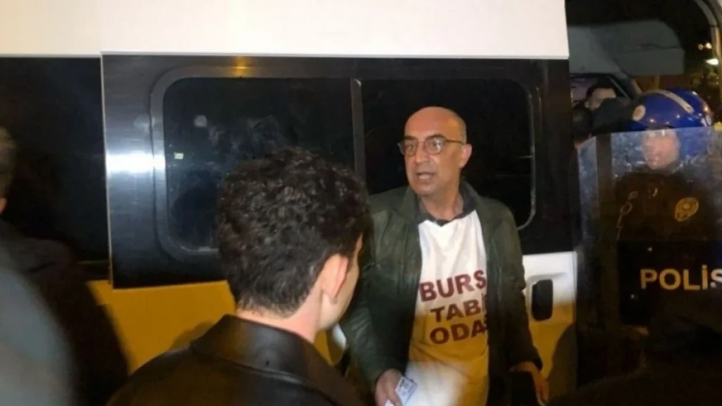 Bursa Tabip Odası Başkanı, güvenlik güçleri tarafından gözaltına alındı. Gözaltı