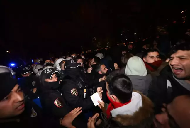 İstanbul’da İmamoğlu Protestoları Sonrası Şafak Baskını: 56 Kişi Gözaltında!