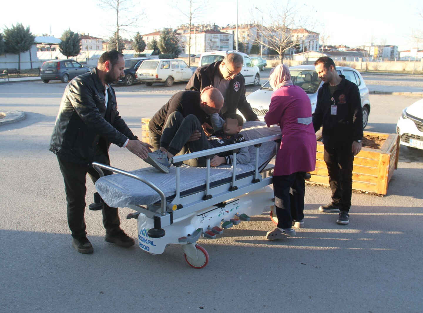 Konya’da Başıboş Köpek Kabusu: 13 Yaşındaki Çocuk Ağır Yaralı!