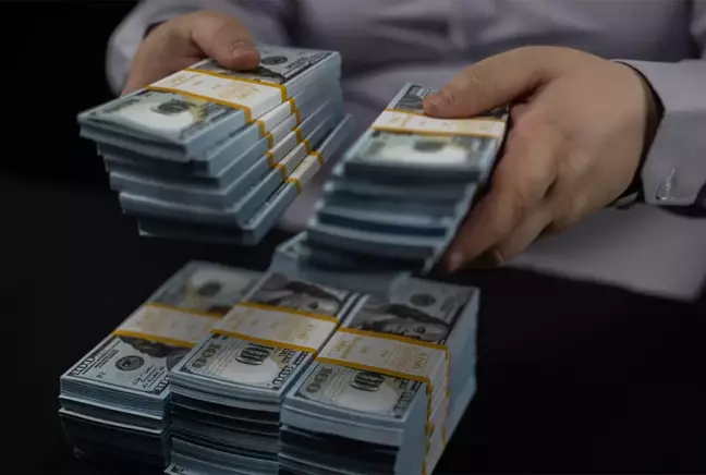 Piyasalarda Fırtına Dindi: Merkez Bankası’ndan Döviz Kuruna Acil Müdahale!
