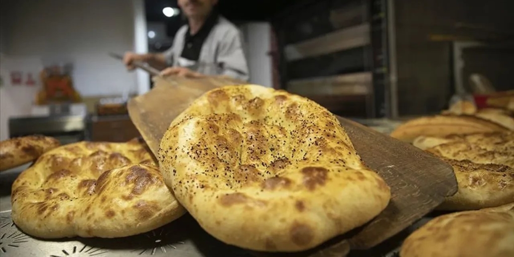 Ramazan Pidesi Ne Kadar, Kaç TL? 2025 Yılında Ücretler Değişti