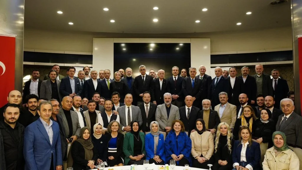 Sağlık Bakanı Prof. Dr. Kemal Memişoğlu, bugün Rize Dernekler ve