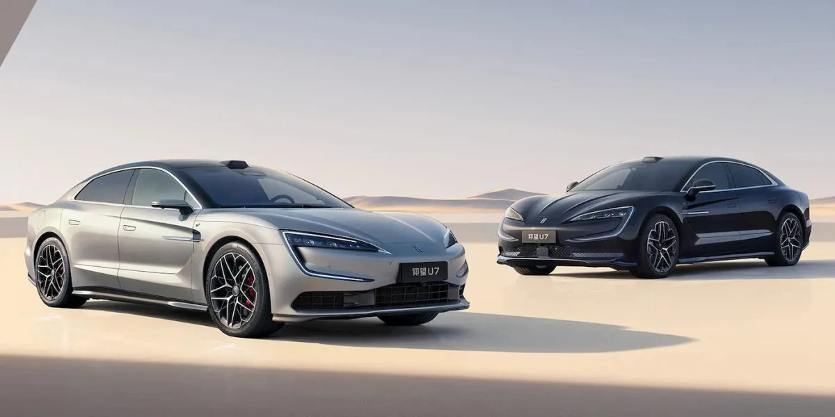 BYD’den Ultra Lüks Bomba: Yangwang U7 Tanıtıldı, Fiyatıyla Rakiplerini Yerle Bir Ediyor!
