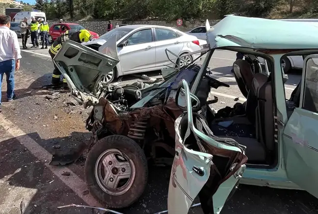 Bayram Tatilinde Can Pazarı! Trafik Kazalarında Can Kaybı Hızla Artıyor