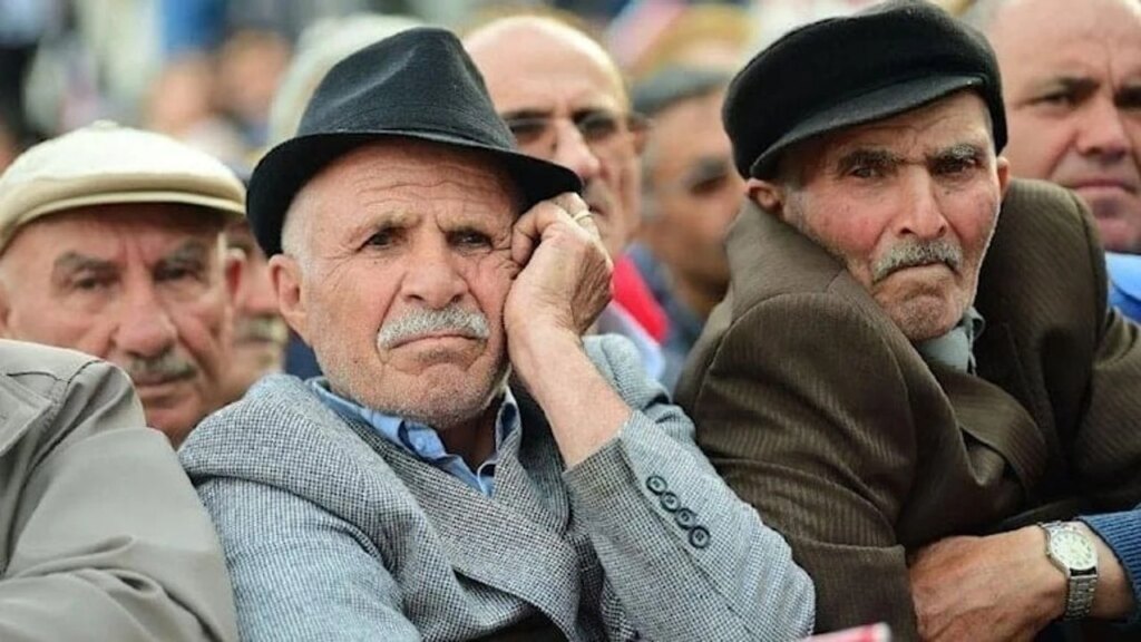 Emeklilere Dev Müjde Gündemde: Her Ay 3.000 TL Ek Ödeme İçin Kanun Teklifi Meclis’i Salladı!