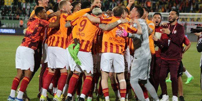 Galatasaray, Fenerbahçe'yi 2-1 Yenip yarı finale yükseldi