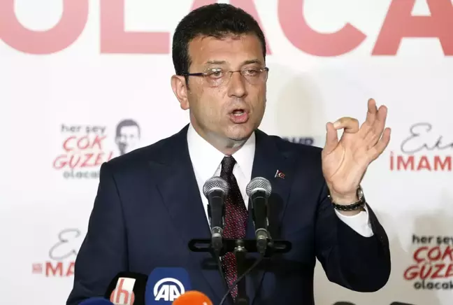 İmamoğlu'ndan Baba ve Eşinin Evine Yapılan Aramalara Tepki: Ailemizi Taciz Etmeyi Bırakın