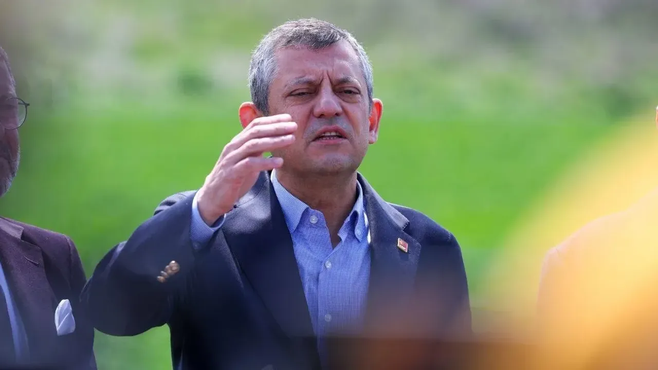 İmamoğlu'nun Yerine Kim Aday Olacak? Özgür Özel’den Bomba Açıklama: İmamoğlu Yasaklanırsa CHP’nin Planı Hazır!