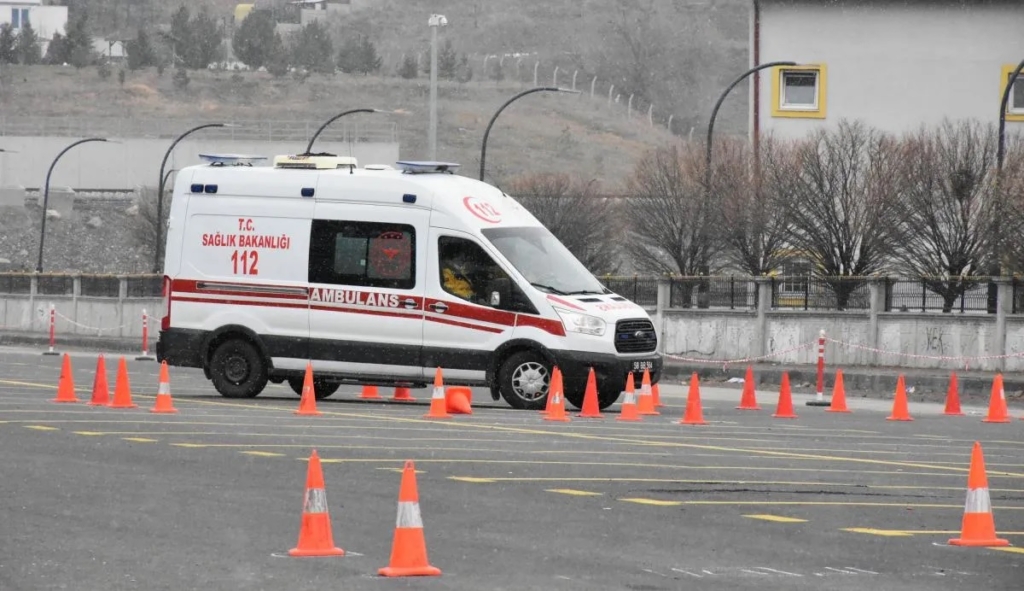 Türkiye Genelinde Ambulans Şoförü Alımı Yapılacak