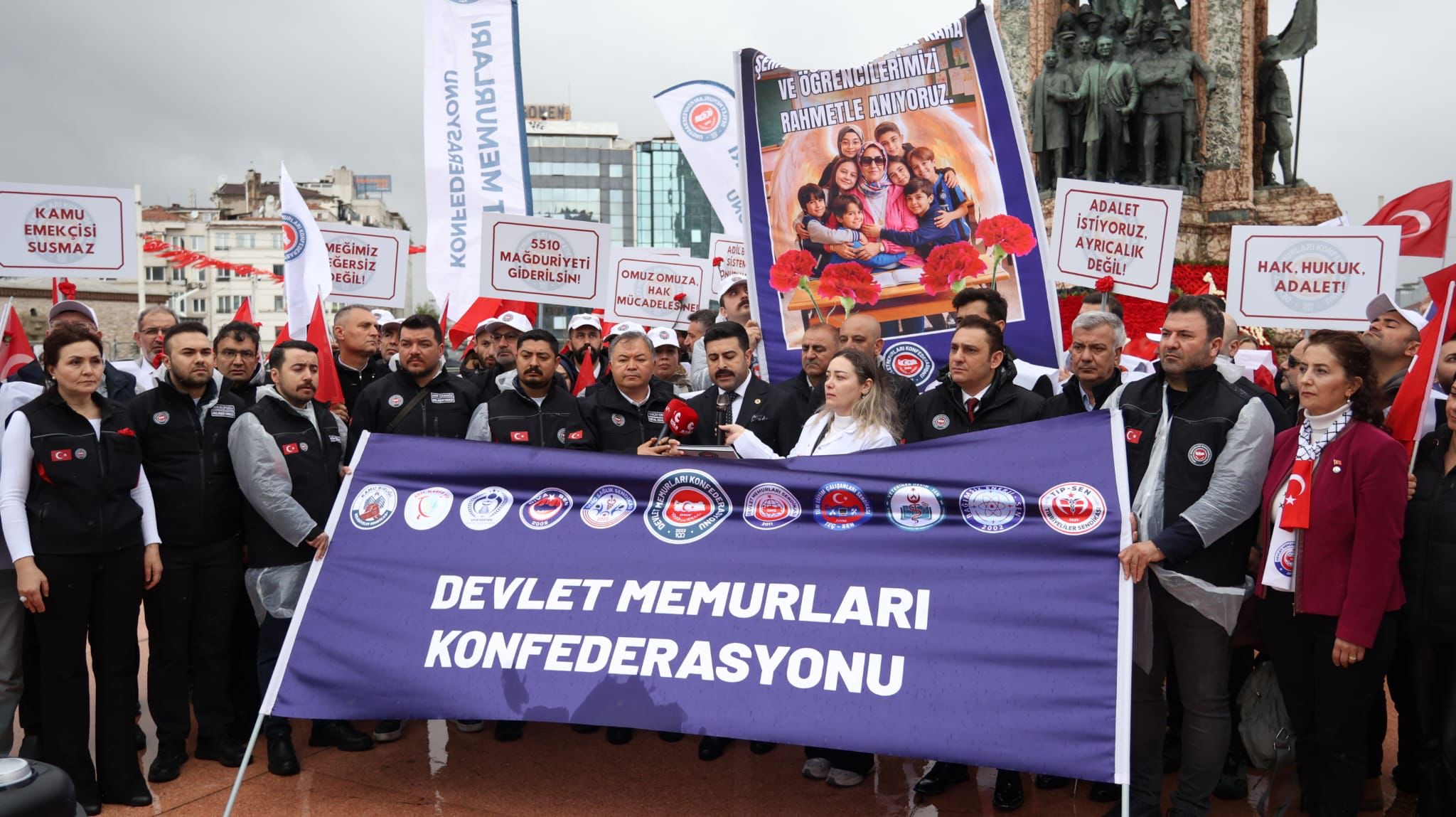 Devlet Memurları Konfederasyonu, 1 Mayıs Emek ve Dayanışma Günü kapsamında