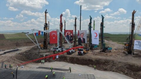 Ankara'nın Çubuk ilçesinde, Türk Kızılay ile Güney Koreli SK Plasma